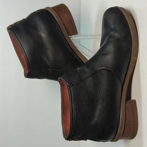 Dansko Bechi Black Leather Ankle Boots women's size 7.5-8. EU 38