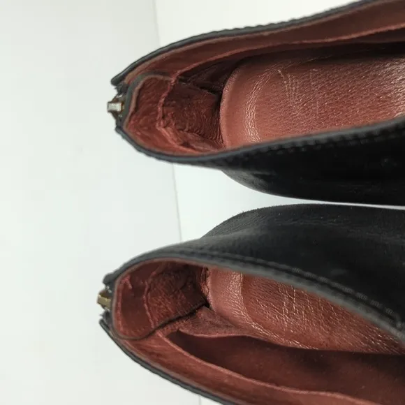 Dansko Bechi Black Leather Ankle Boots women's size 7.5-8. EU 38