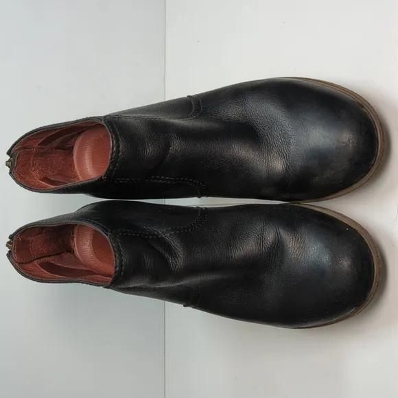 Dansko Bechi Black Leather Ankle Boots women's size 7.5-8. EU 38