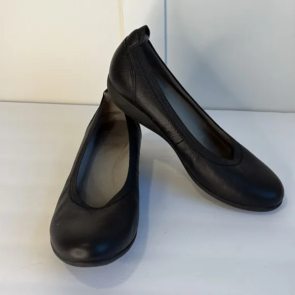 Dansko Black Leather Ballet Flats