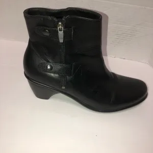 DANSKO black leather buckle ankle boots 42/11.5