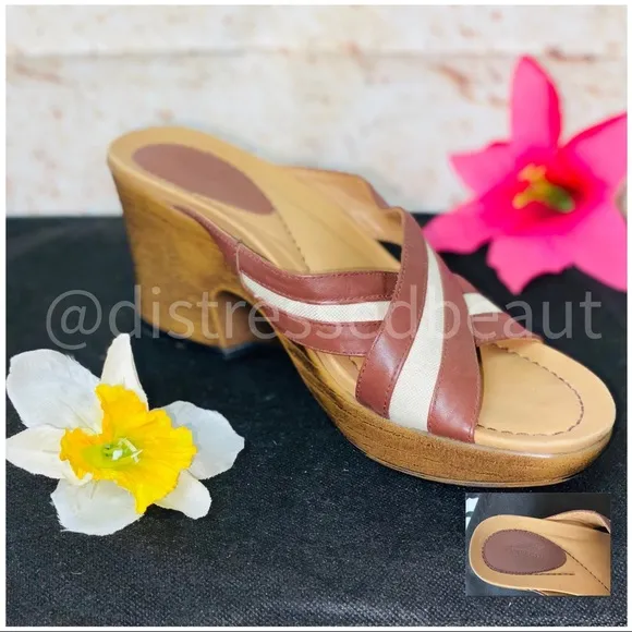 DANSKO EUC Brown Leather Slip On Clogs