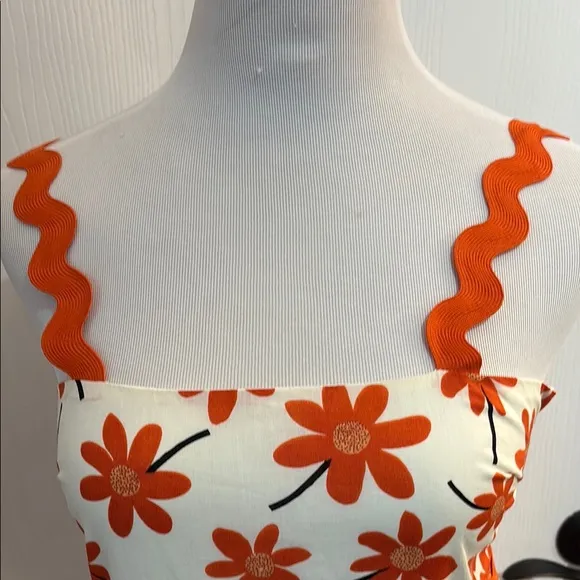 Davi &amp; Dani Retro look dress Dress with Orange Accents