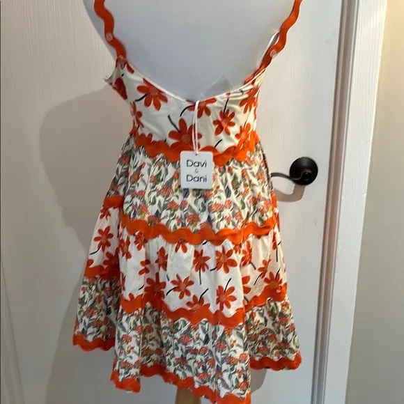Davi &amp; Dani Retro look dress Dress with Orange Accents