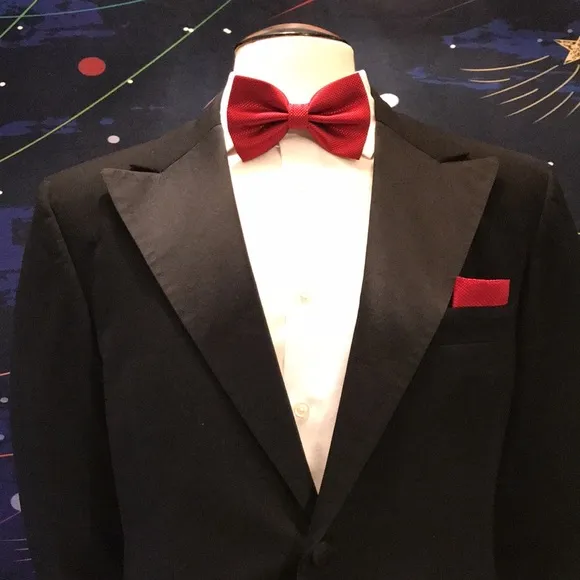 Delton peak lapel Tuxedo Coat