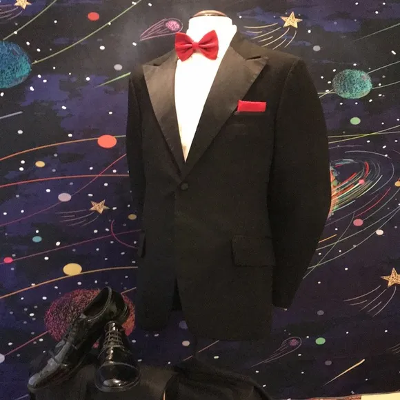 Delton peak lapel Tuxedo Coat