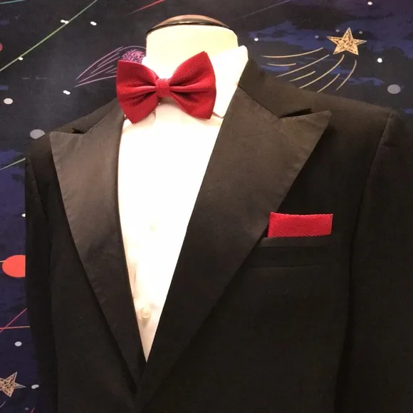 Delton peak lapel Tuxedo Coat