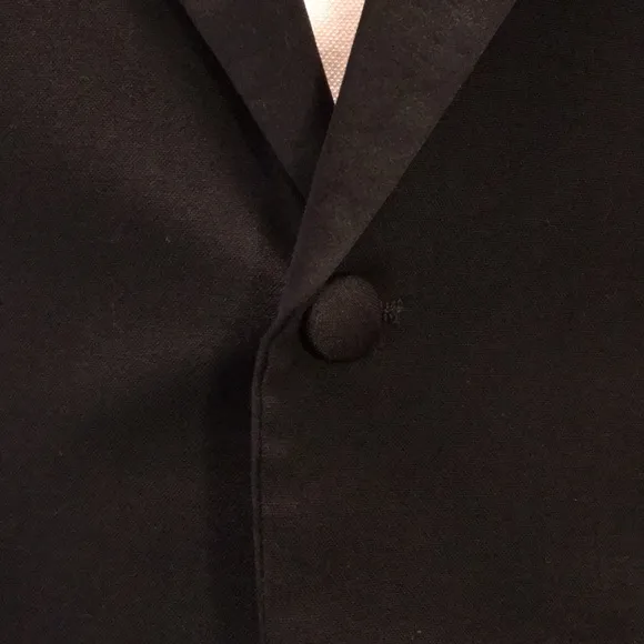 Delton peak lapel Tuxedo Coat