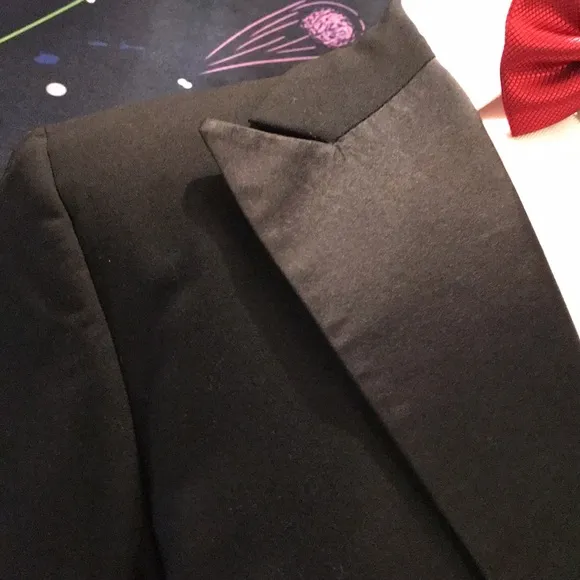 Delton peak lapel Tuxedo Coat