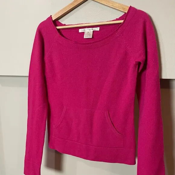 Diane Von Furstenberg VTG 100% Cashmere Y2K Wide Neck Pink Sweater SZ SMALL EUC