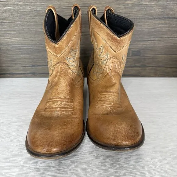 Dingo Boots Womens Size 7.5 Beige Tan Willie Leather Cowboy Western Festival