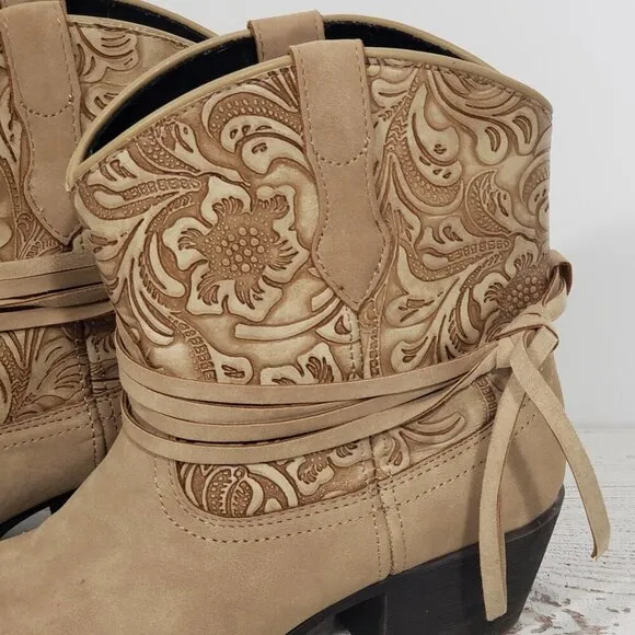 Dingo  Faux Tan Embossed Leather Cowboy Bootie Boots  Women's Size 6.5