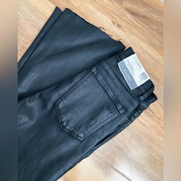 DL1961 Bridget Boot High Rise Instasculpt Crop Black Coated Stretch Quiet Luxury