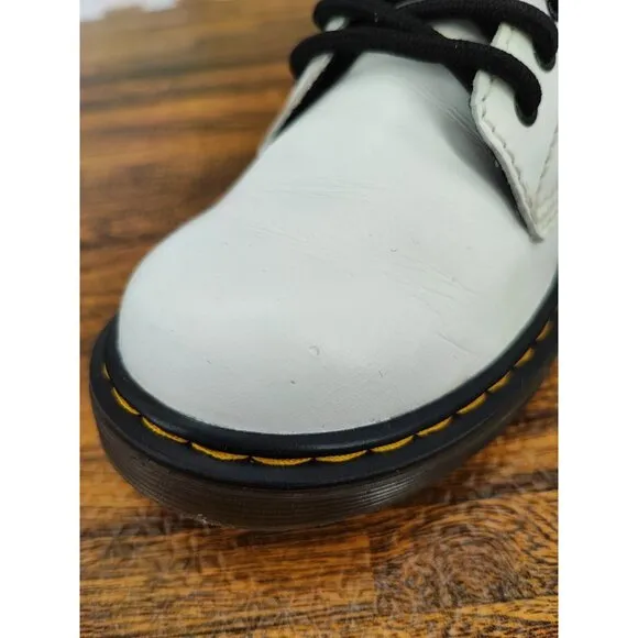 Doc. Martens Girl’s White Combat Side Zip Casual Boots Size 2 US