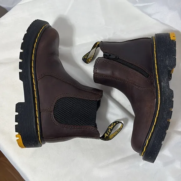 DOC MARTENS KIDS Unisex #1460 Wintergrip Sole Brown Leather Ankle Boots Size 10