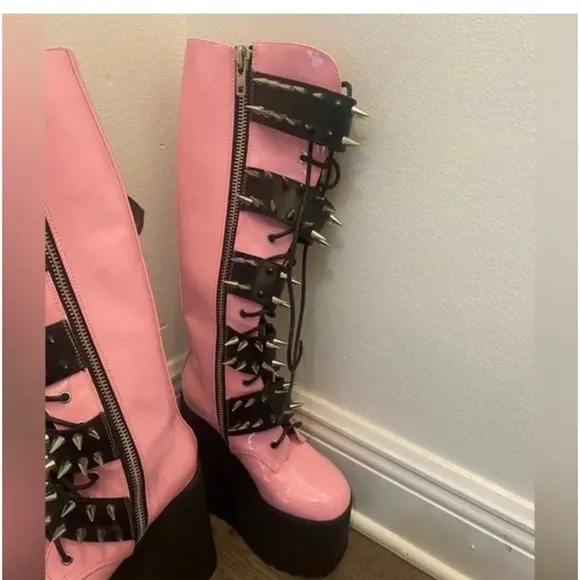 Dolls Kill Widow Platform Boots