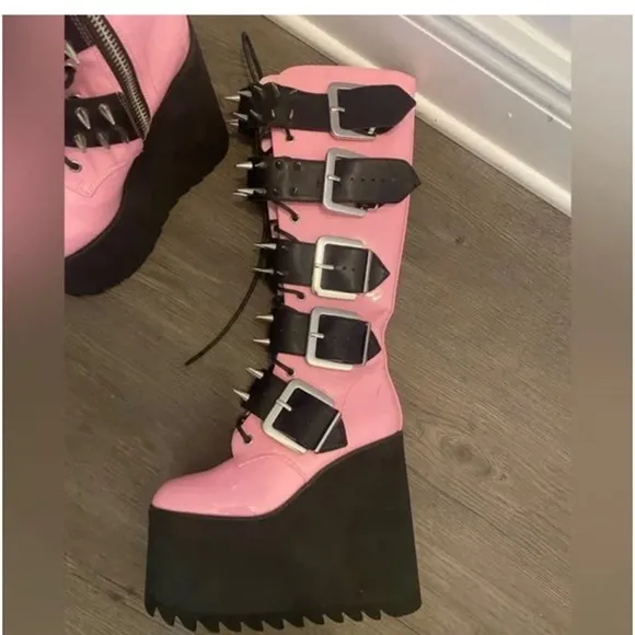 Dolls Kill Widow Platform Boots