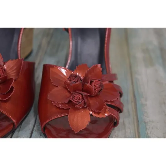 Donald J Pliner Palmor Red Patent Floral Wedges Size 9.5 Slingback Heels NICE