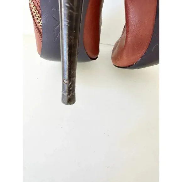 DONALD PLINER 7.5 Brown Heeled Perforated Lattice Ankle Stiletto Boots