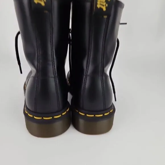 Dr Doc Martens 1460 Black Smooth Leather 8 Eye Boots UK 5 / US Womens 7 / EUR 38