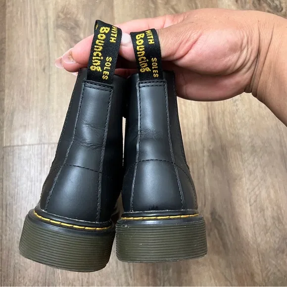 DR. MARTENS 1460 Harper J Black Boots Unisex