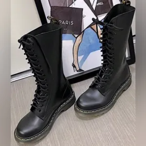 Dr. Martens 1914W leather combat lace up boots in Black Color Size 5 NWOT
