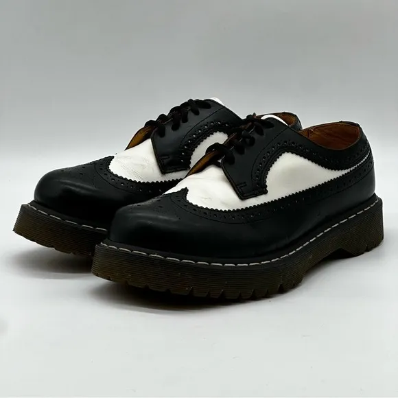 Dr. Martens 3989 Brogue Wingtip Oxford Shoes Black White Leather Platform