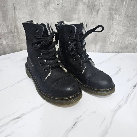 Dr Martens Aimilita Black‎ Sherpa Lined 6 Eyelet Combat Boots Docs Youth UK2 US3