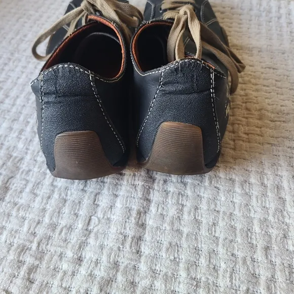 Dr. Martens Air Leather Sneakers Men’s Size 11