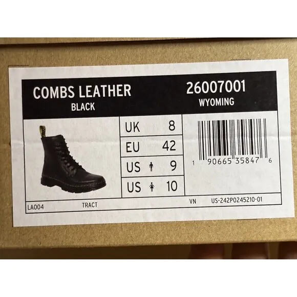 Dr Martens Air Wair boots combs leather New In Box Size 10