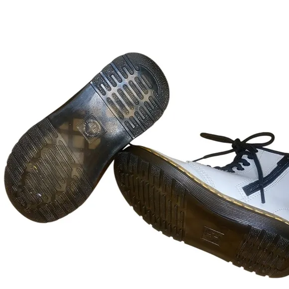 DR MARTENS Air Walk Girls White Lace Up Boots with Side Zipper