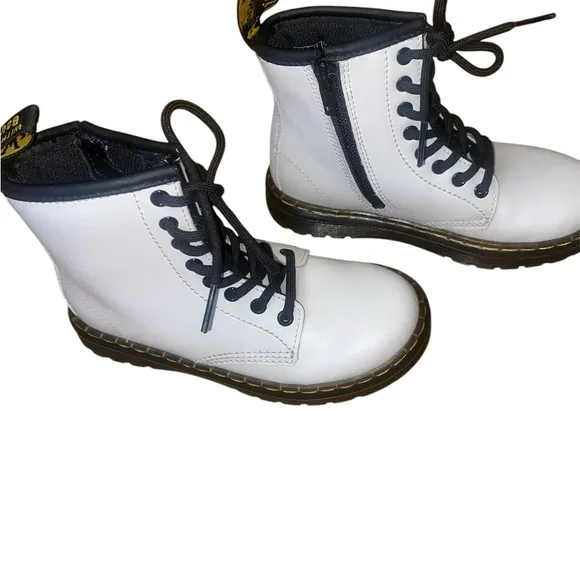 DR MARTENS Air Walk Girls White Lace Up Boots with Side Zipper