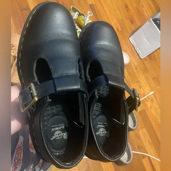 Dr. Martens Black women’s Mary Jane Shoes buckles t strap size 8 safety shoe