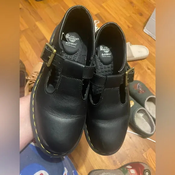 Dr. Martens Black women’s Mary Jane Shoes buckles t strap size 8 safety shoe