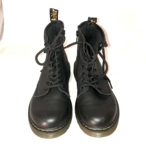 Dr. Martens boots sz 3