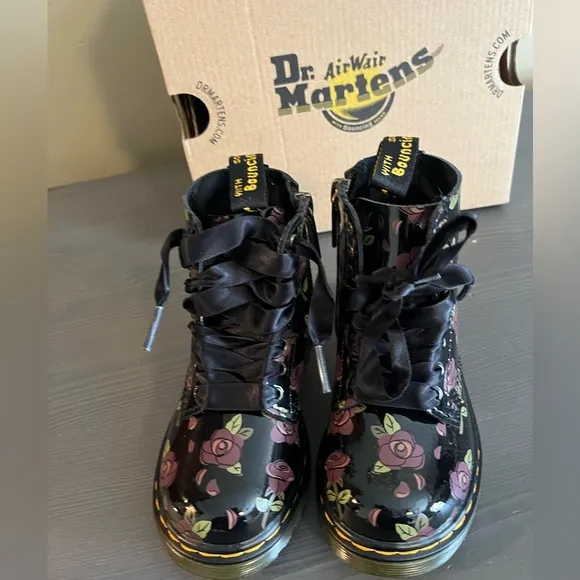 DR. Martens Decayed Rose Patent Leather Toddler Girls Boots NEW