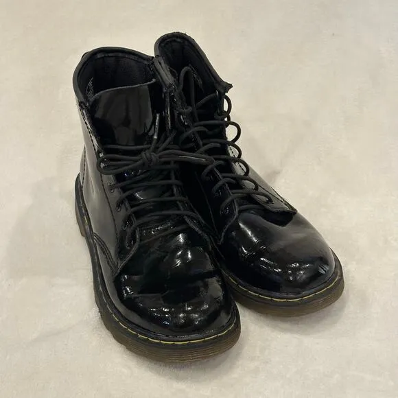 Dr. Martens Delaney Boots sz 4 Black Dr. Martens Boots