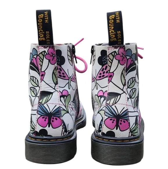 Dr. Martens Girls 1460 Pascal Boots