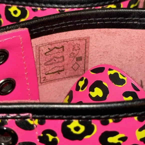 Dr. Martens Loud Leather Smooth Leopard Pink Lace Up Boots Size 8 Clash Pink
