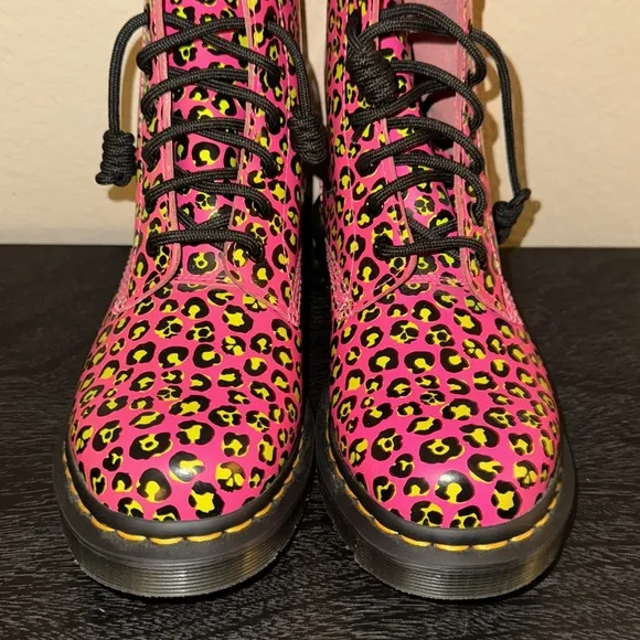 Dr. Martens Loud Leather Smooth Leopard Pink Lace Up Boots Size 8 Clash Pink