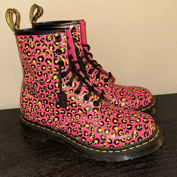 Dr. Martens Loud Leather Smooth Leopard Pink Lace Up Boots Size 8 Clash Pink