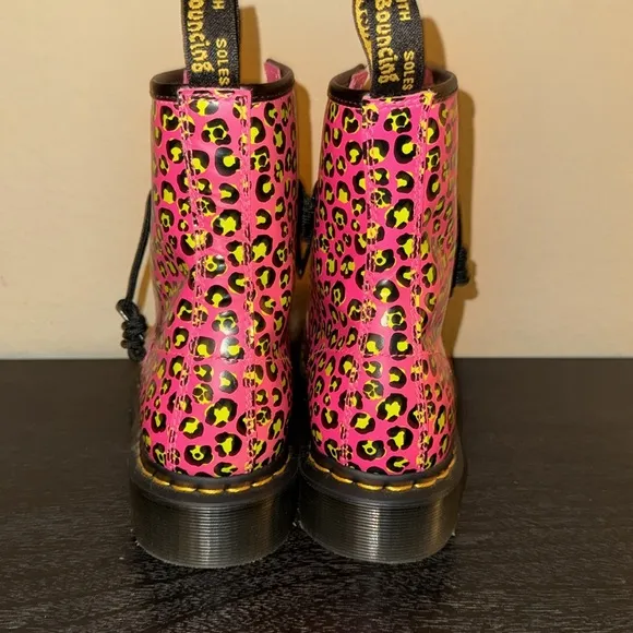 Dr. Martens Loud Leather Smooth Leopard Pink Lace Up Boots Size 8 Clash Pink
