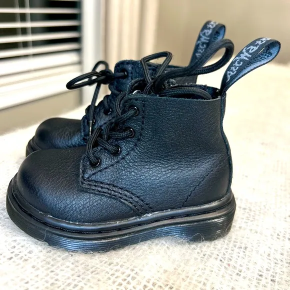 Dr. Martens NEW 1460 Pascal Mono Toddler/Baby size 4