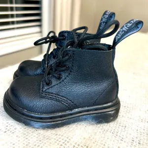 Dr. Martens NEW 1460 Pascal Mono Toddler/Baby size 4