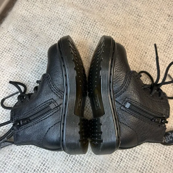 Dr. Martens NEW 1460 Pascal Mono Toddler/Baby size 4