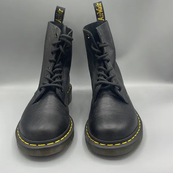 Dr‎ Martens Pascal leather  1460 boots
