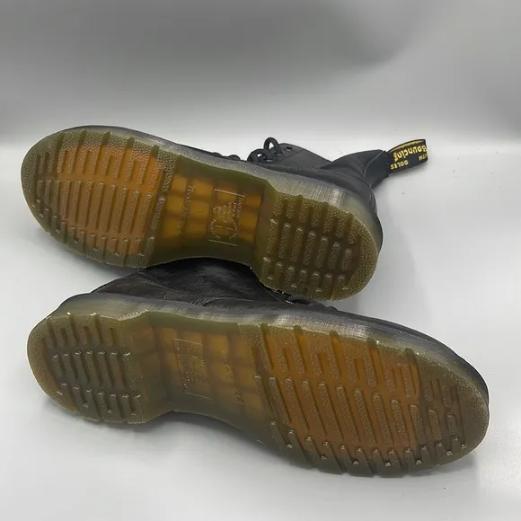 Dr‎ Martens Pascal leather  1460 boots