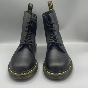 Dr‎ Martens Pascal leather  1460 boots