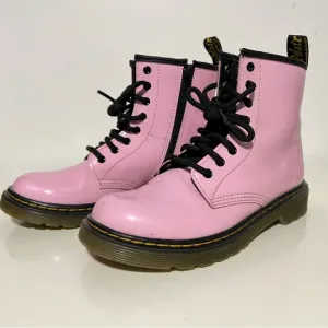 Dr Martens Pink Patent Girls Size 3 1460 Lace Up Zip Boots