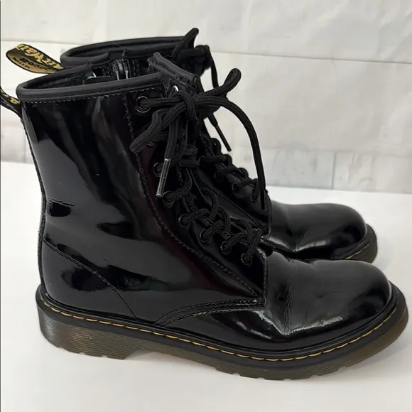 Dr. Martens Size 5 Women's Black Patent Leather Boots Grunge Goth Biker-Core